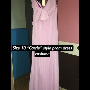 Size 10 SAMPLE formal gown-great for costuming!